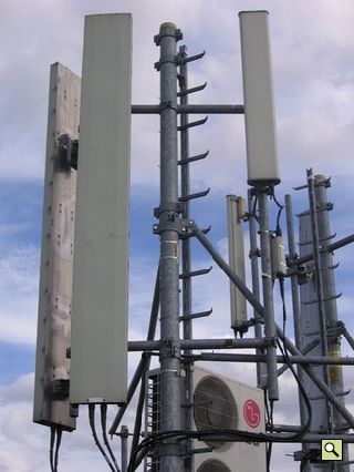 antenne-relais-gsm-3G_320_small.jpg